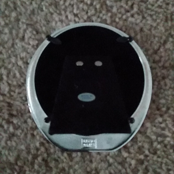 Lisa Jenks Uh Oh Baby Round Silver Plated Picture Frame Holds 4" x 4" Photo - Picture 4 of 6